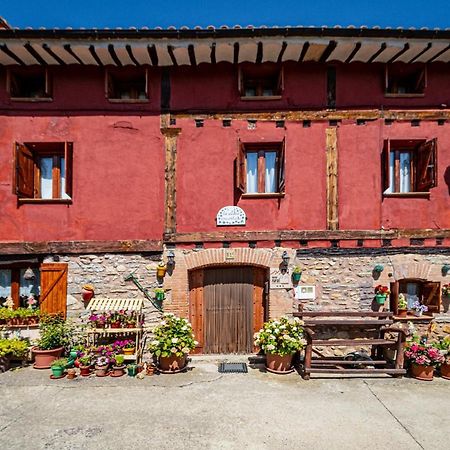 Hotel Rural La Aldea Encantada Quintanilla del Monte de Rioja Exterior foto
